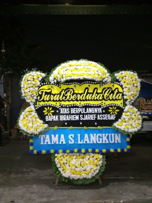 Papan Bunga Duka di Mandirancan