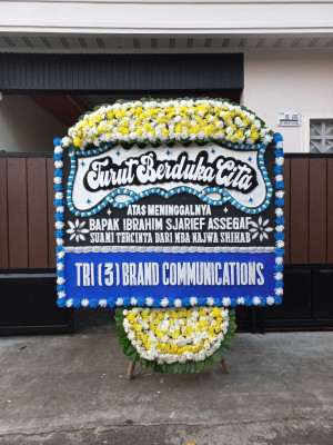 Papan Bunga Duka di Mandirancan